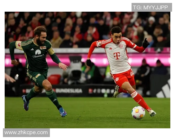 拜仁与本菲卡对决技术统计分析揭示比赛关键数据与表现亮点 拜仁与本菲卡对决技术统计分析揭示比赛关键数据与表现亮点