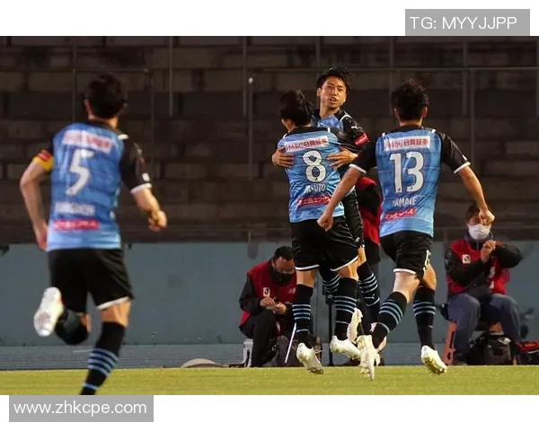 川崎前锋与大阪樱花激战在即谁能在这场焦点之战中笑到最后